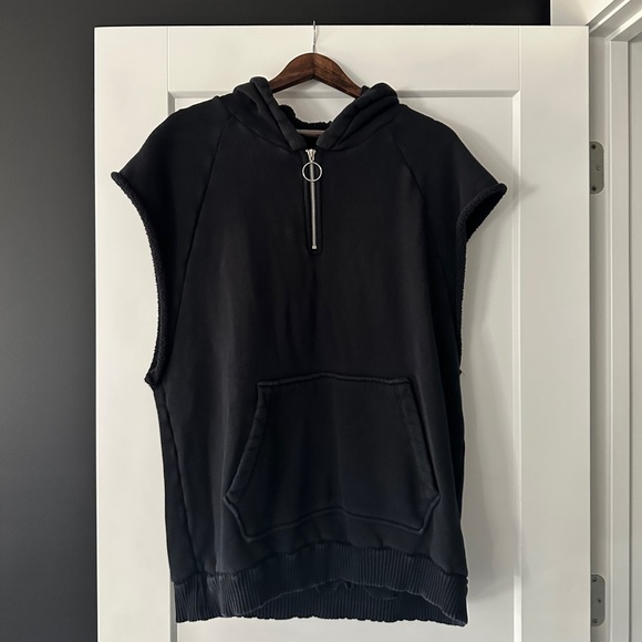 DRIFTER Cut Off Hoodie - Picture 2 of 5